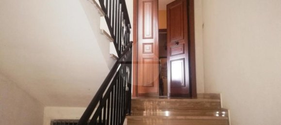 7 rooms Apartment in Cosenza, Italy No. 86772 2