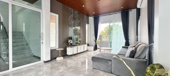 3 Schlafzimmer Villa in Phuket, Thailand, Nr. 69755 7