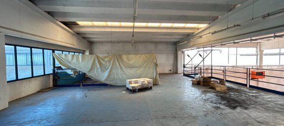 1400m² Warehouse in Settimo Torinese, Italy No. 53915 9