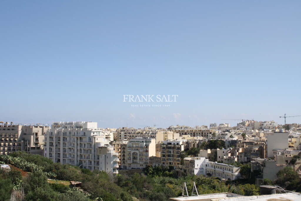 Apartamento de 3 dormitorios en Saint Julian's, Malta No. 9135