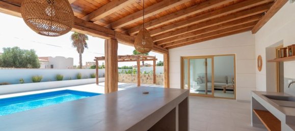 4 bedrooms Villa in Elda, Spain No. 183585 18