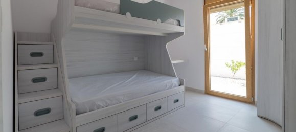 4 bedrooms Villa in Elda, Spain No. 183585 16