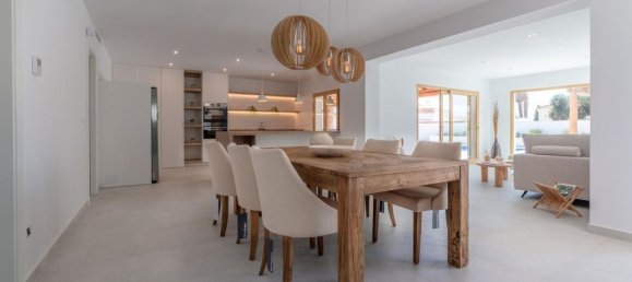 4 bedrooms Villa in Elda, Spain No. 183585 5