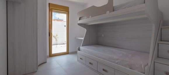 4 bedrooms Villa in Elda, Spain No. 183585 12