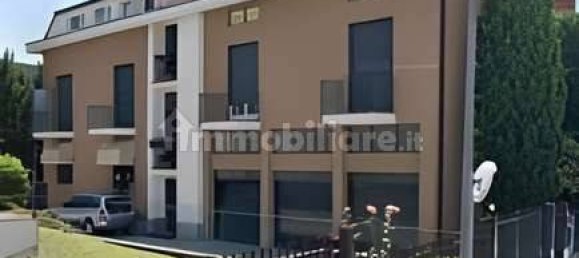 Квартира с 2 спальнями в Лекко, Италия № 335060 2