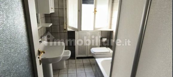 Квартира с 2 спальнями в Лекко, Италия № 335060 12