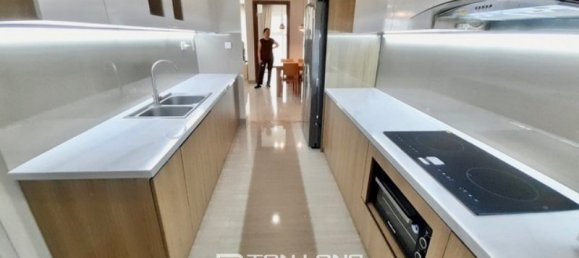 3 bedrooms Apartment in Tay Ho, Vietnam No. 886 2