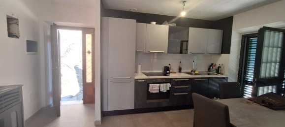 Casa de 4 divisões em Pescaglia, Italy N.º 80697 8