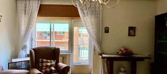 3 bedrooms Apartment in Salamanca, Spain No. 119818 2