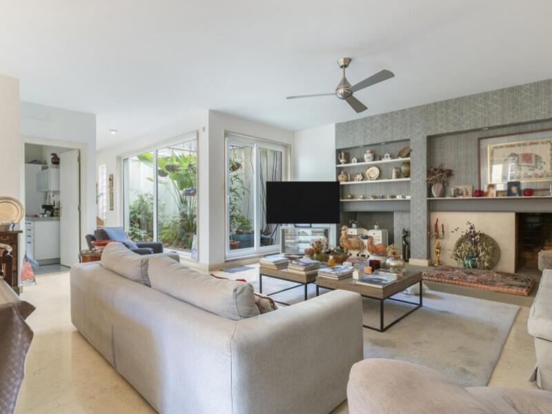 Вилла с 6 спальнями в Лиссабон, Португалия № 198751