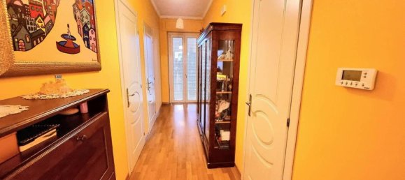 5 rooms Apartment in Francavilla al Mare, Italy No. 28253 6