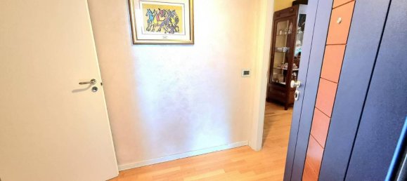 5 rooms Apartment in Francavilla al Mare, Italy No. 28253 14