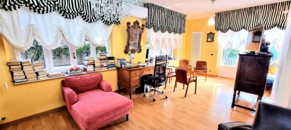 5 rooms Apartment in Francavilla al Mare, Italy No. 28253 18