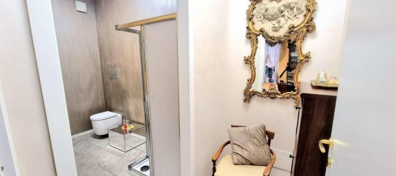 5 rooms Apartment in Francavilla al Mare, Italy No. 28253 3