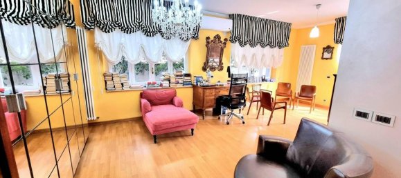 5 rooms Apartment in Francavilla al Mare, Italy No. 28253 17