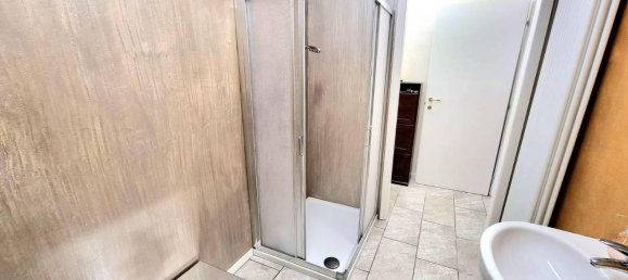 5 rooms Apartment in Francavilla al Mare, Italy No. 28253 5