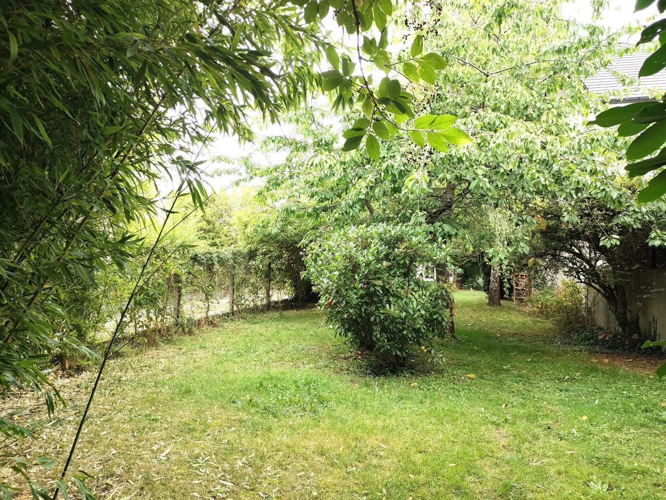  قطعة أرض في Saclay, France رقم 351803