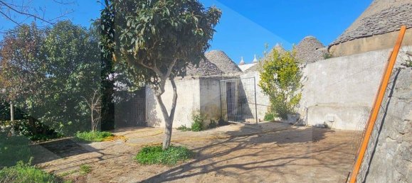 3 bedrooms House in Locorotondo, Italy No. 24605 18