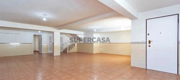 4 bedrooms House in Corroios, Portugal No. 159260 11