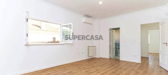 4 bedrooms House in Corroios, Portugal No. 159260 5