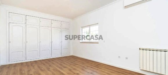 4 bedrooms House in Corroios, Portugal No. 159260 3