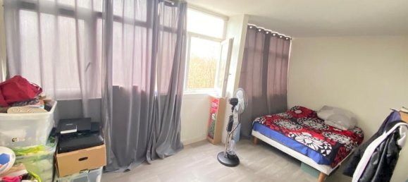 3 Schlafzimmer Wohnung in Evry, France, Nr. 184390 2