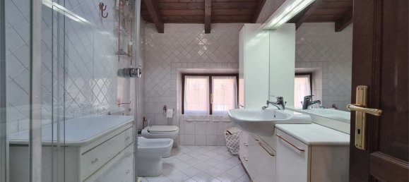 5-salle Appartement à Modena, Italy No. 213433 41