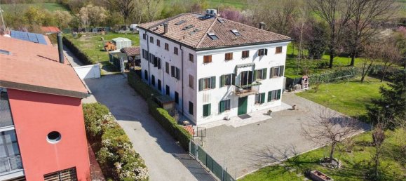 5-salle Appartement à Modena, Italy No. 213433 5