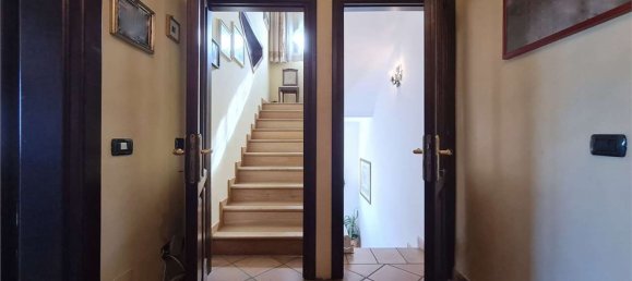 5-salle Appartement à Modena, Italy No. 213433 26