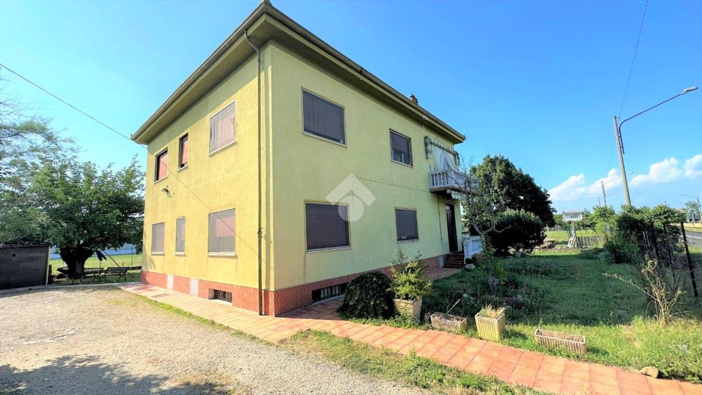 Villa T4 em Pozzolo Formigaro, Italy N.º 173886