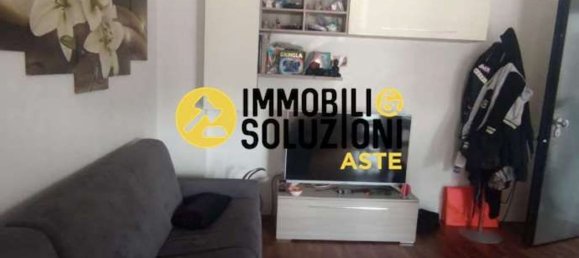 5غرفة شقة في Garbagnate Milanese, Italy رقم 6930 2