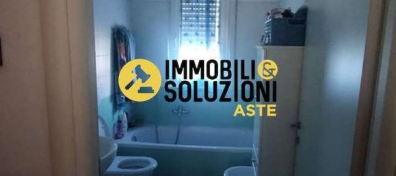 5غرفة شقة في Garbagnate Milanese, Italy رقم 6930 9