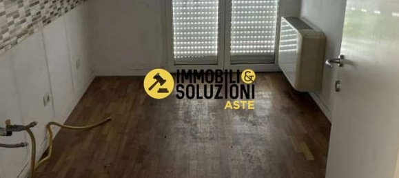 5غرفة شقة في Garbagnate Milanese, Italy رقم 6930 14