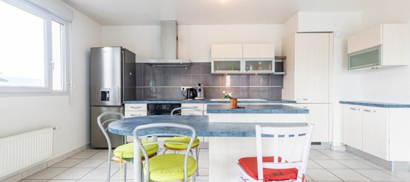 2 bedrooms Apartment in Haute-Savoie, France No. 300914 2