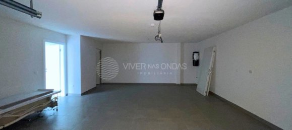 4 Schlafzimmer Haus in Corroios, Portugal, Nr. 123681 45