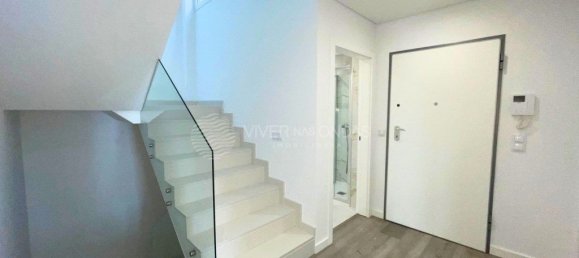 4 Schlafzimmer Haus in Corroios, Portugal, Nr. 123681 24