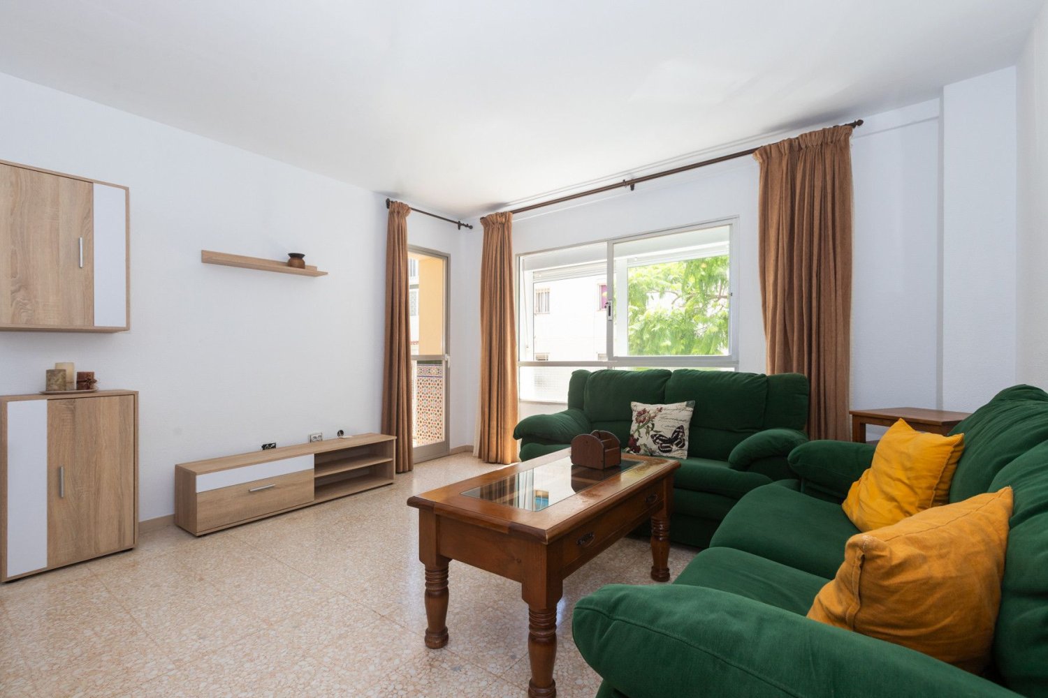 4 bedrooms Apartment in Estepona, Spain No. 166432