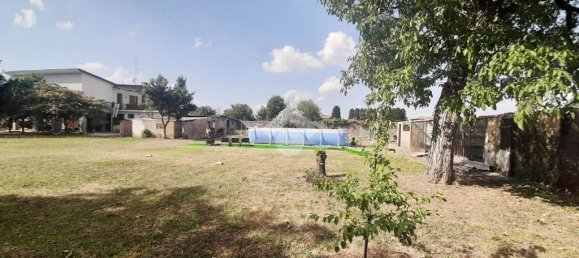 4 غرف نوم فيلا في Turate, Italy رقم 268804 24