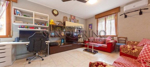 2 bedrooms Apartment in Guastalla, Italy No. 100683 6