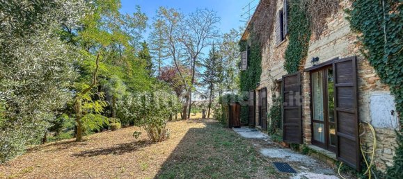 5 bedrooms House in Urbino, Italy No. 344622 26