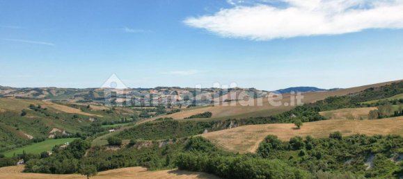 5 bedrooms House in Urbino, Italy No. 344622 23