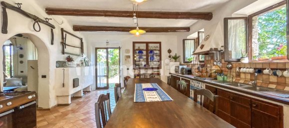 5 bedrooms House in Urbino, Italy No. 344622 14