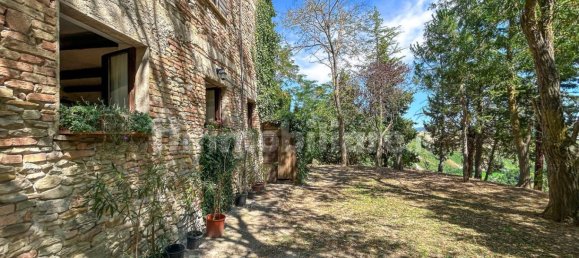 5 bedrooms House in Urbino, Italy No. 344622 21