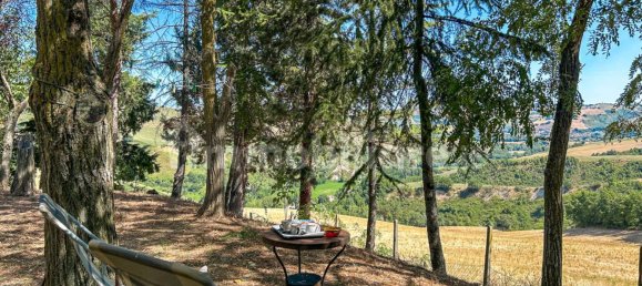 5 bedrooms House in Urbino, Italy No. 344622 4