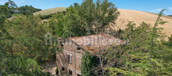 5 bedrooms House in Urbino, Italy No. 344622 7