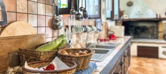 5 bedrooms House in Urbino, Italy No. 344622 10