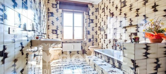 Apartamento T4 em Momo, Italy N.º 343388 37