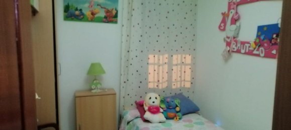 Apartamento de 3 dormitorios en Córdoba, Spain No. 160993 8