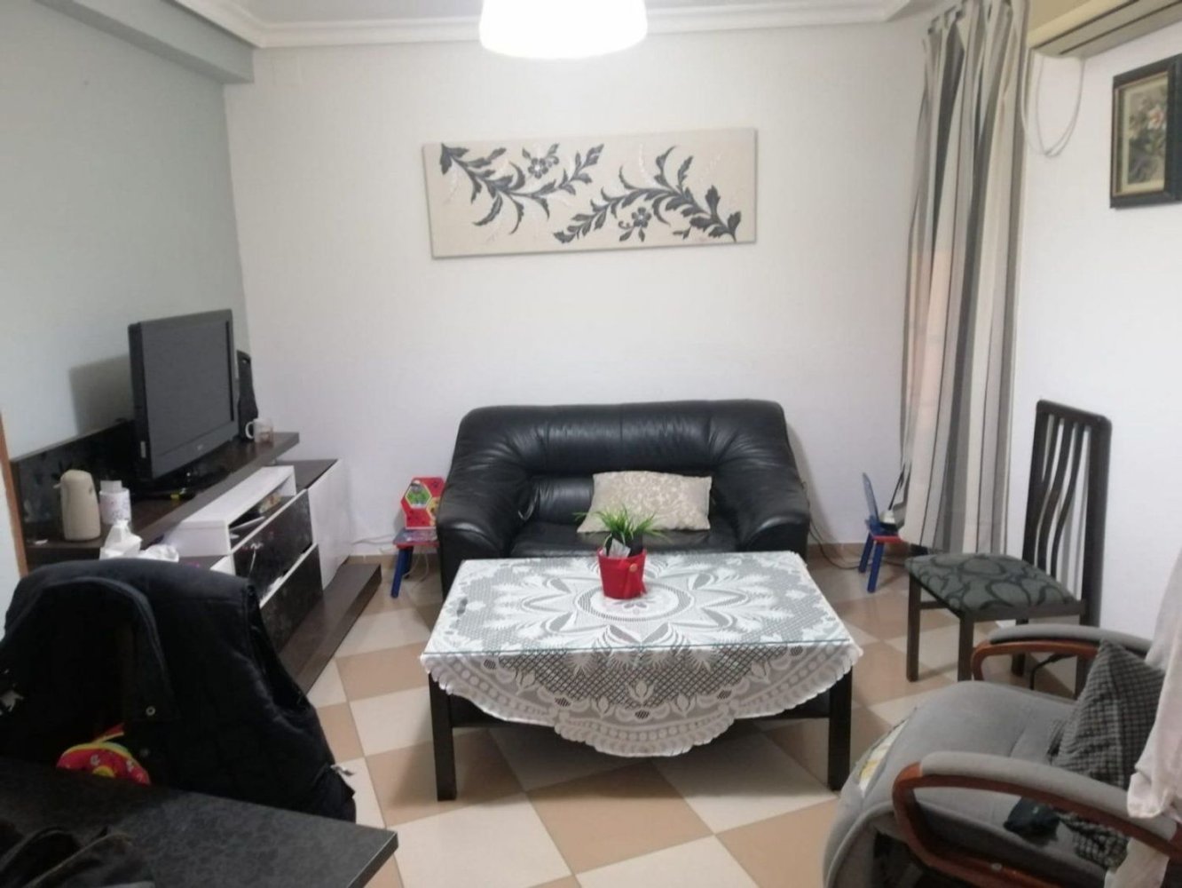 Apartamento de 3 dormitorios en Córdoba, Spain No. 160993