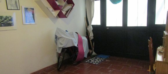 2 bedrooms House in Carrara, Italy No. 45779 16